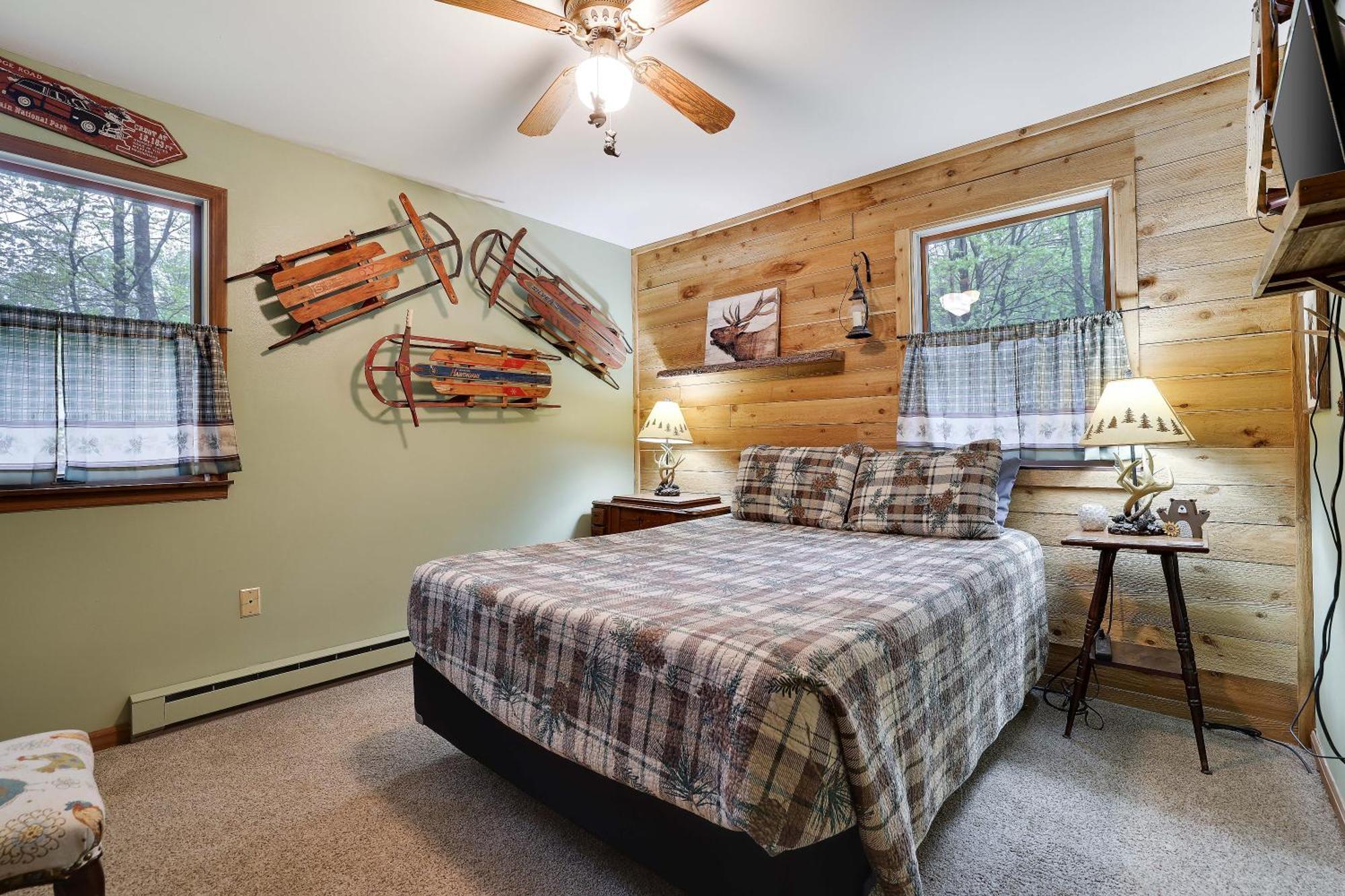 Serenity And Fun All In One In This Cozy Pocono Cabin Jim Thorpe Exterior foto